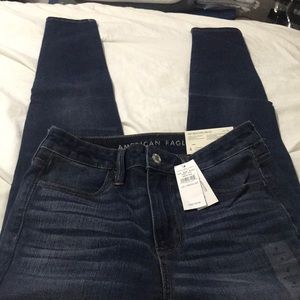 Brand new size 4 American Eagle jeans